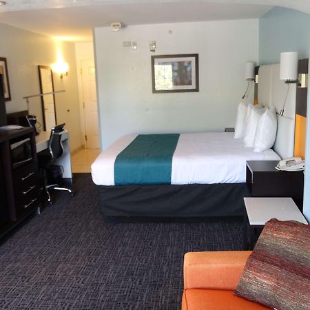Best Western Plus Orlando Lake Buena Vista South Inn & Suites Kissimmee Exterior photo