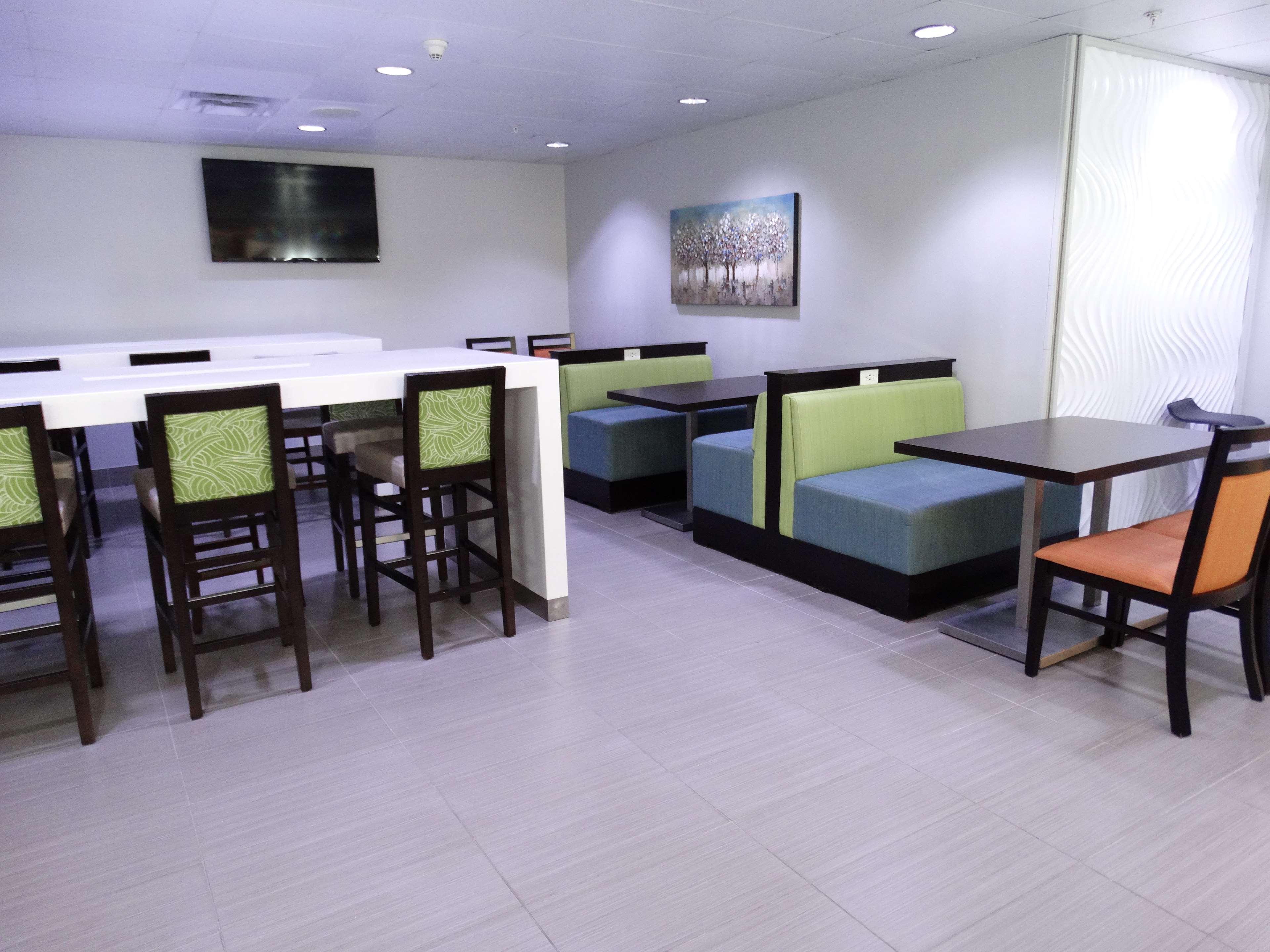 Best Western Plus Orlando Lake Buena Vista South Inn & Suites Kissimmee Exterior photo