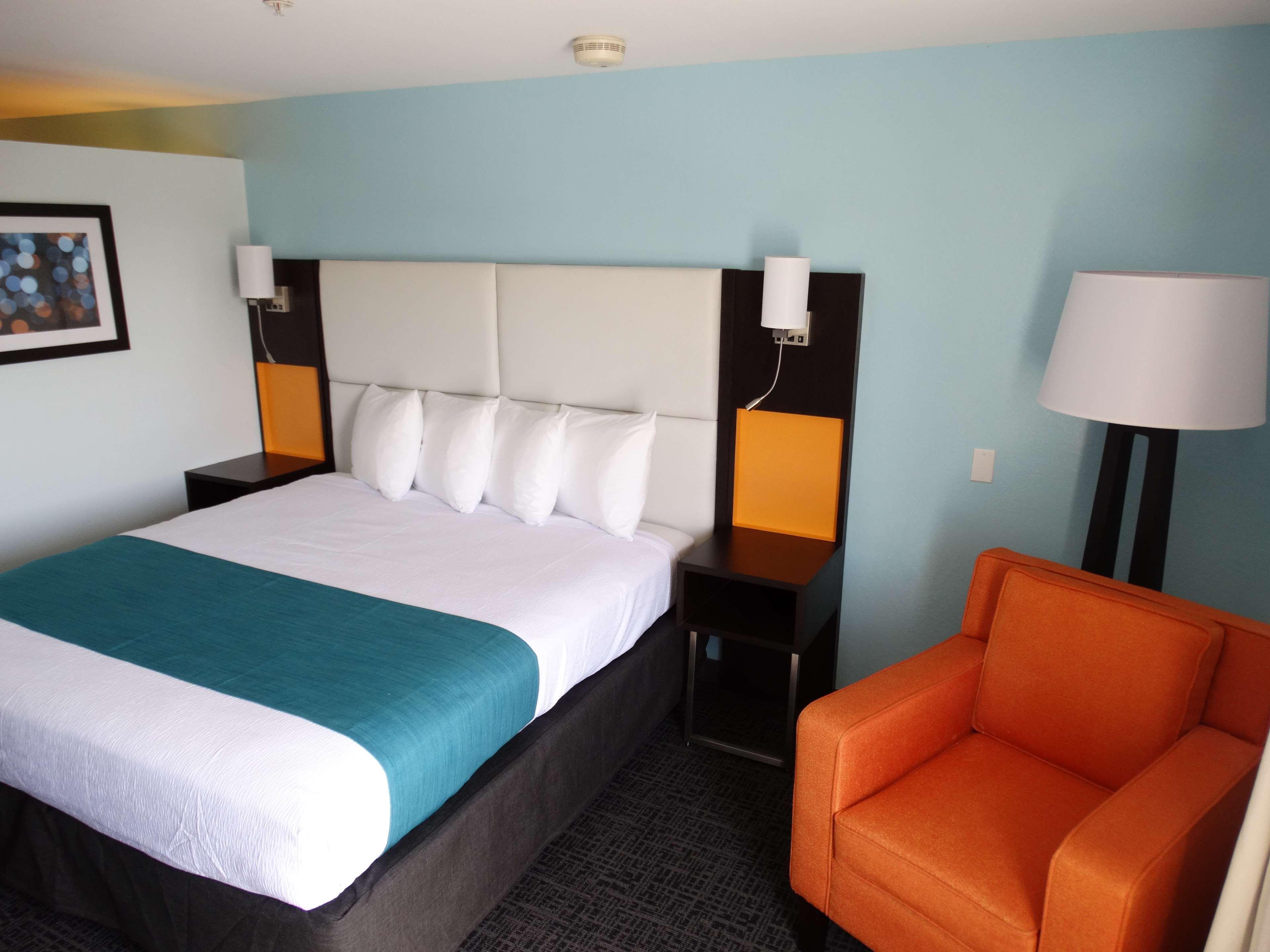 Best Western Plus Orlando Lake Buena Vista South Inn & Suites Kissimmee Exterior photo