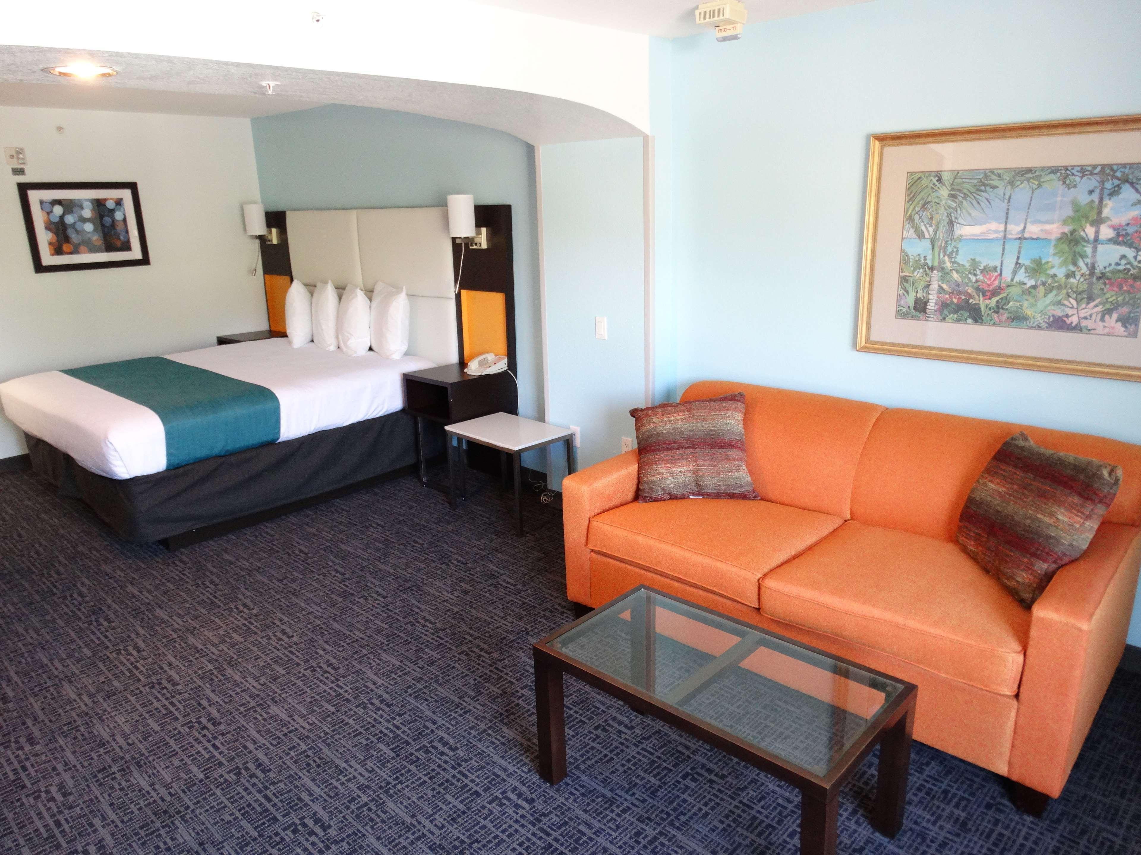 Best Western Plus Orlando Lake Buena Vista South Inn & Suites Kissimmee Exterior photo
